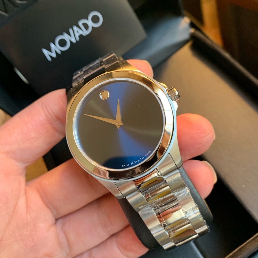 SOLD⛔️Authentic Movado junior Sport 38.5mn Stainless blue face watch - Picture 1 of 9